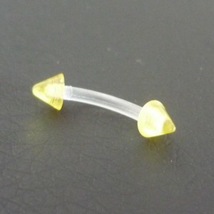 Piercing arcade jaune