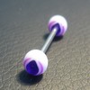 Piercing langue violet, rose et blanc